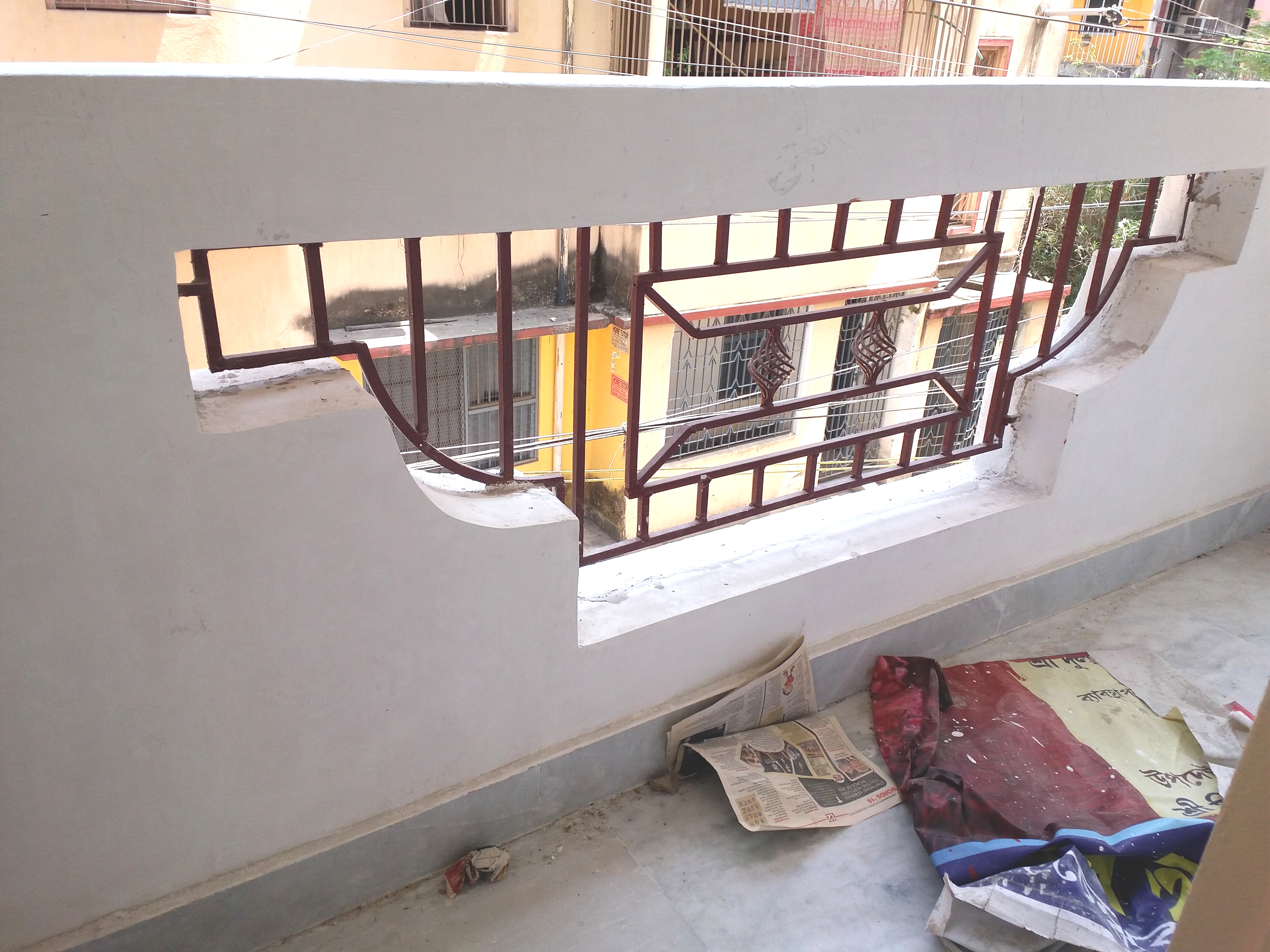 2 bhk apartment in dum dum cant near stiton